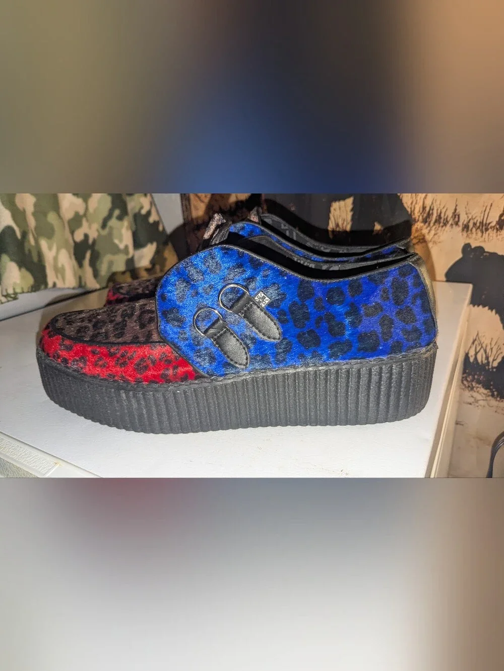 Tuk Leopard-Print Platform Slip-On Slippers in Blue and Red